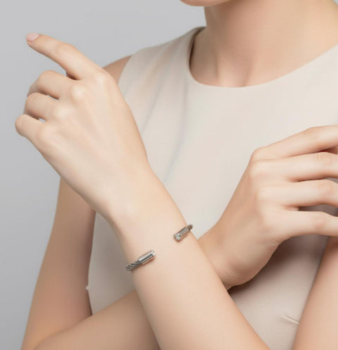 BG002W B.Tiff Classic Cable Bangle Bracelet