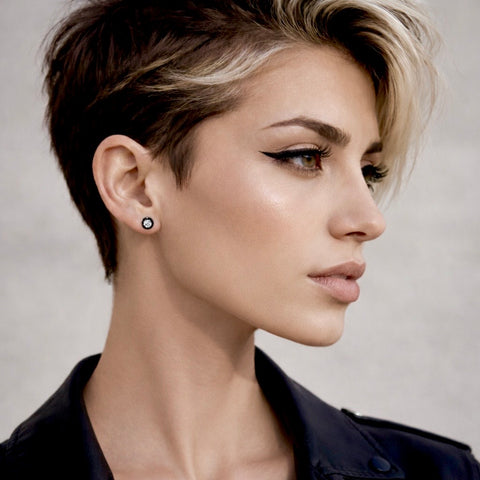 ER002B B.Tiff .05ct Black Pavé Solitaire Stud Earrings