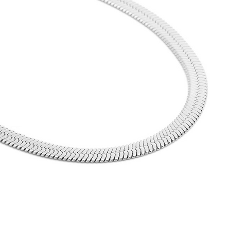 A B.Tiff 6mm silver herringbone chain necklace with flat texture, lying flat on a white surface.