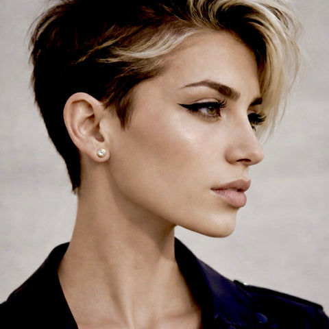 ER002G B.Tiff .05ct Gold Pavé Solitaire Stud Earrings