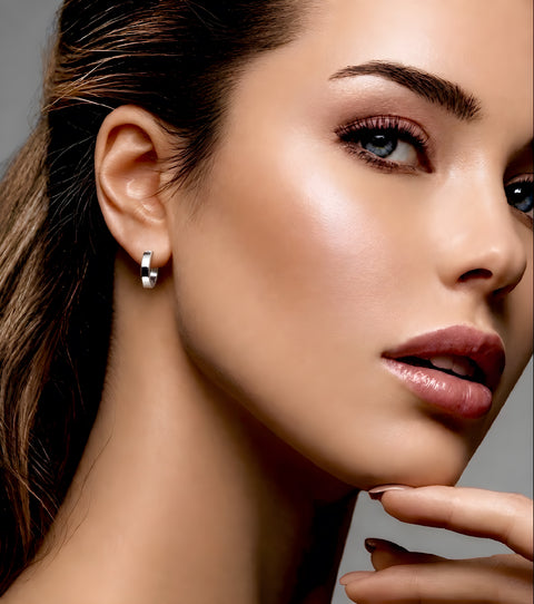 ER300W B.Tiff Hoop Earrings