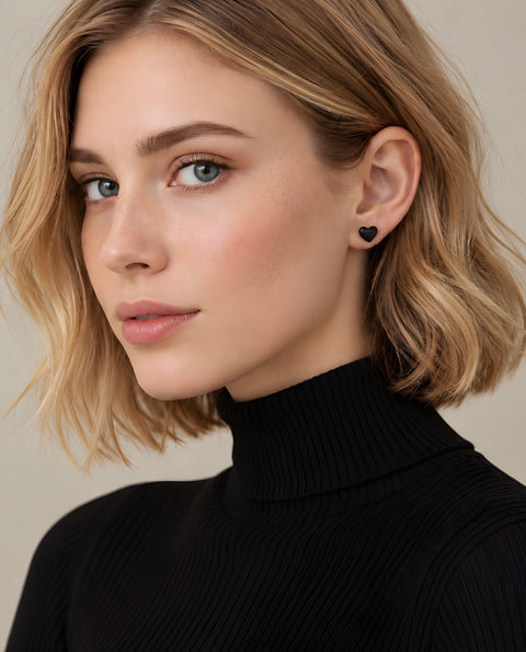 ER005B B.Tiff Black Heart Stud Earrings