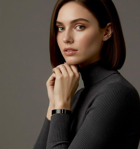 BG223B B.Tiff 4-Stone Black Wide Bangle Bracelet