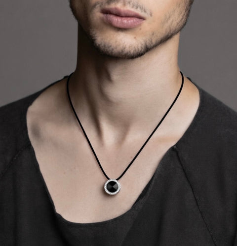 PT800WB B.Tiff Black Enamel Pavé 30-Stone Halo Pendant