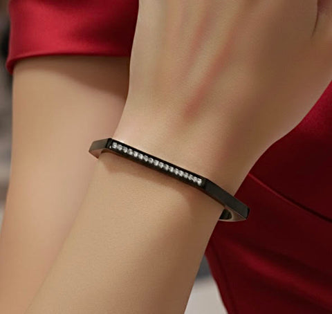 BG017B B.Tiff Black Edge Pave Hexagon Bangle Bracelet