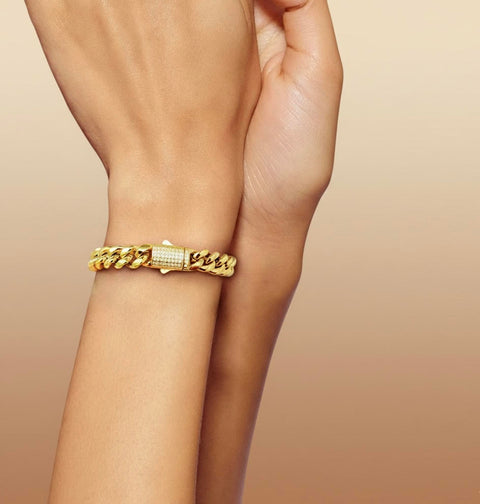 BG810G B.Tiff Gold Pavé Clasp Curb Link Chain Bracelet