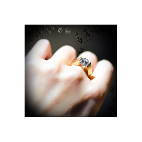 RG093MG B.Tiff 2 ct Moissanite Round Gold Solitaire Engagement Ring