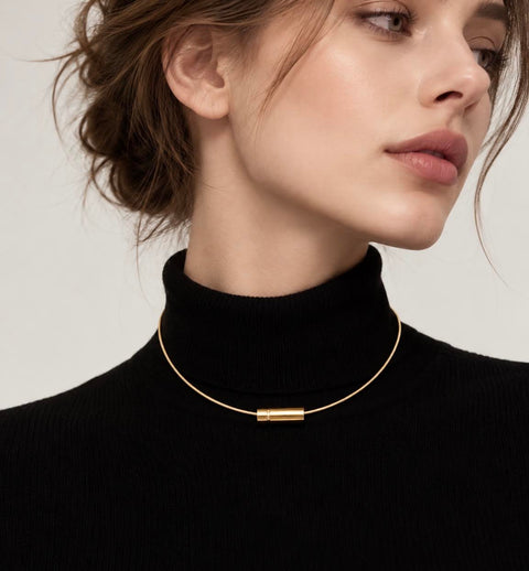 PT080B B.Tiff Black Pavé Rouleau Pendant