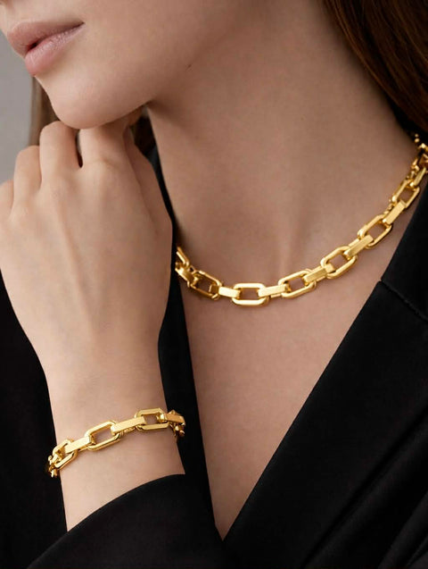 C010G B.Tiff Gold High Polish Edge Paperclip Link Necklace