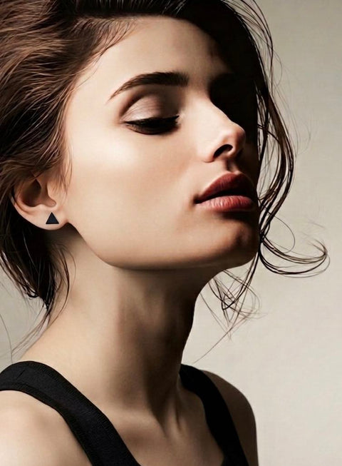ER003BT B.Tiff Black Triangle Stud Earrings