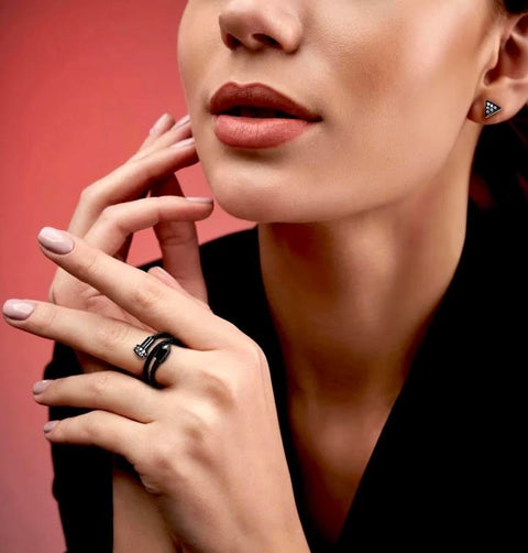 ER113BS B.Tiff Black Pavé Supera Earrings