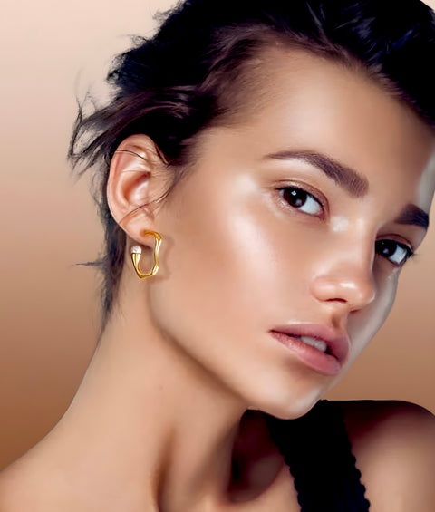ER082G B.Tiff High Polish Rivière Freshwater Pearl Gold Earrings