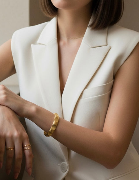 BG109G B.Tiff Simplicity Gold Circle Indent Adjustable Bangle Cuff