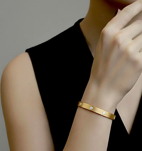 BG808G B.Tiff 8-Stone Bold Gold Bangle Bracelet